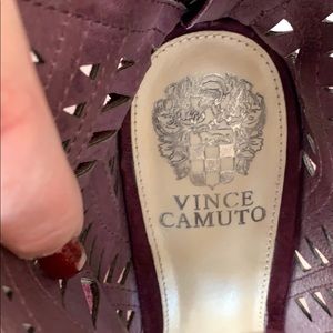 Vince camuto cutie booties!!